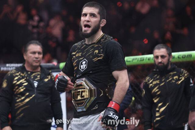 마카체프(중간). /게티이미지코리아