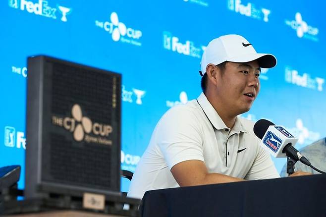 [서울=뉴시스] 미국프로골프(PGA) 투어 더 CJ컵 바이런 넬슨 공식 기자회견에서 인터뷰하는 김주형. (사진=CJ그룹 제공) *재판매 및 DB 금지