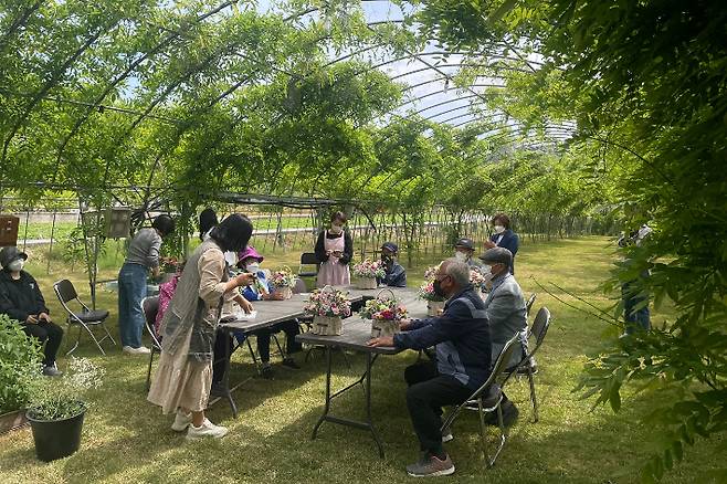 전북 김제 꽃다비팜. 전북도 제공