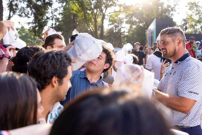 5월을 여는 황금연휴, ‘쿠팡플레이와 함께하는 리브(LIV) 골프 코리아(이하 LIV 골프 코리아)’가 온 가족이 함께 즐길 새로운 골프 축제의 문을 활짝 연다. / 쿠팡플레이