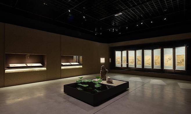 기획전 ‘화조미감’이 열리는 전시관 내부. 대구간송미술관 제공