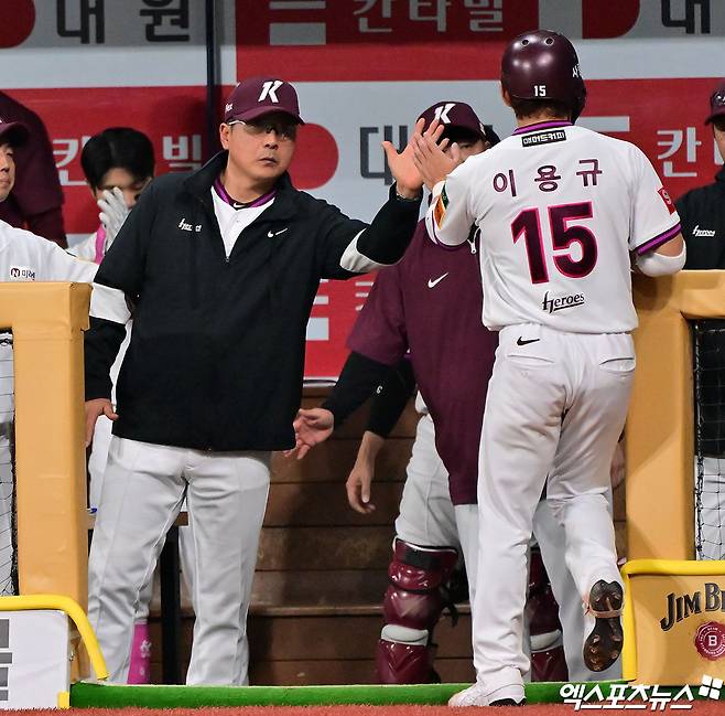 키움 히어로즈 베테랑 이용규가 30일 서울 고척스카이돔에서 열린 2025 신한 SOL Bank KBO리그 롯데 자이언츠와의 팀 간 5차전에 리드오프로 선발출전, 멀티 히트를 기록하면서 제 몫을 해줬다. 사진 김한준 기자