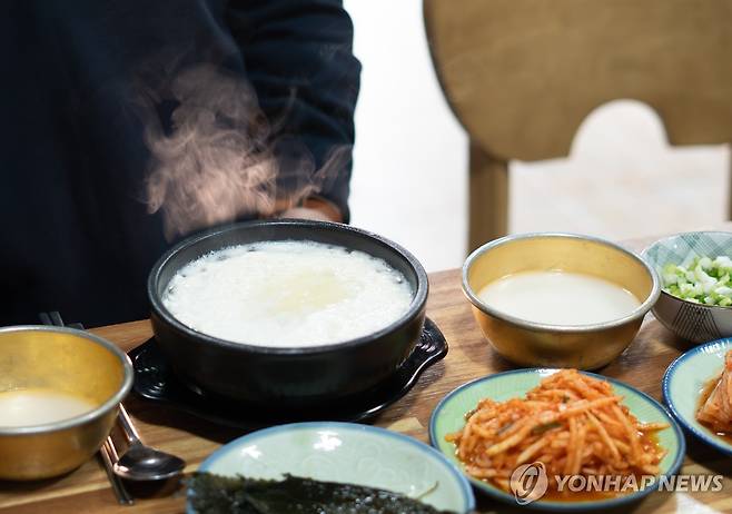 3대째 두부 식당을 운영하는 창림동두부마을의 순두부 [사진/성연재 기자]