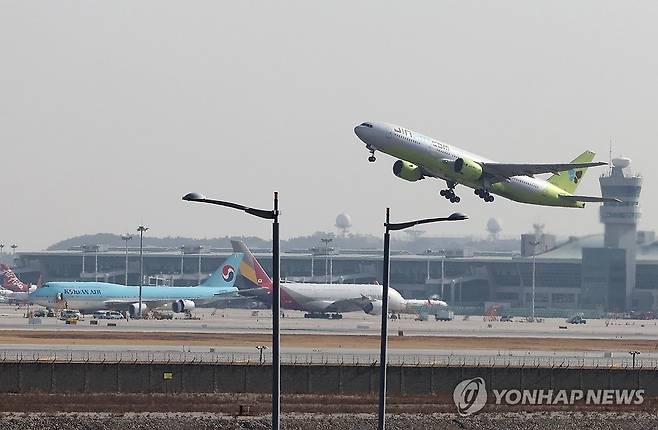 국내 항공사의 항공기들 [연합뉴스 자료사진]