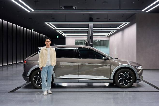 배터리 내구 수명을 연구 중인 현대차·기아 배터리개발센터 윤달영 책임연구원. (사진=현대차그룹)