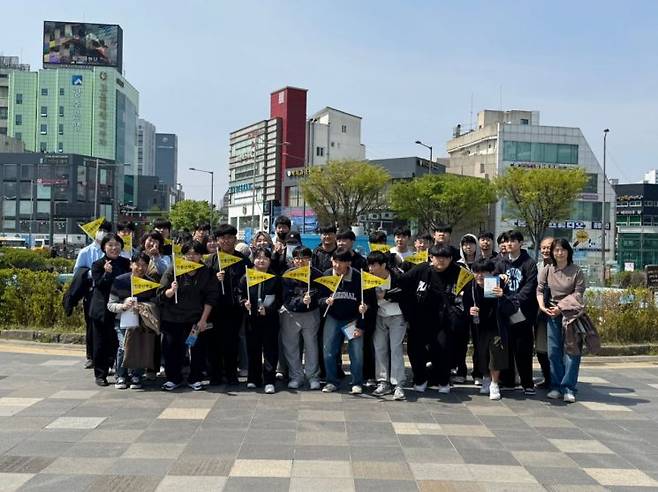 인문도시 광주 동구로 초대합니다 '인문산책길' 체험 사진.