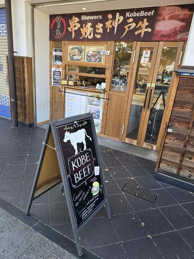 7fed8272b4806afe51ee82e142817d7322627b34329f804972d7fe345baaf073