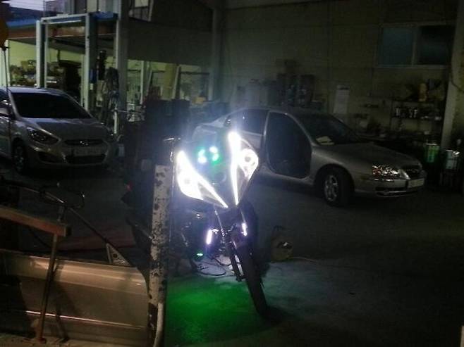 IMG_8702.jpeg 그렌져 헤드램프 에디션.jpg