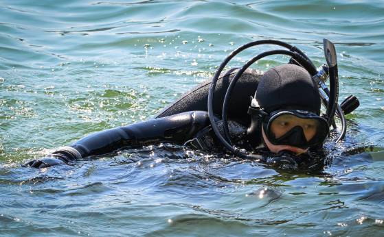 지난해 8월 30일 첫 여군 해난구조전대(SSU) 심해잠수사가 된 문희우 해군 중위. 국방부는 2014년 여군에게 모든 병과의 문호를 열었다. 해군