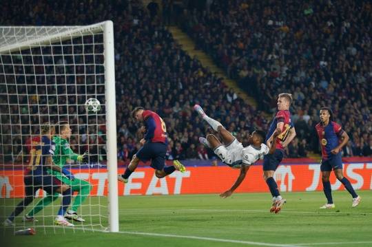 인터 밀란 덴절 뒴프리스의 득점 정면. 사진[AP=연합뉴스]