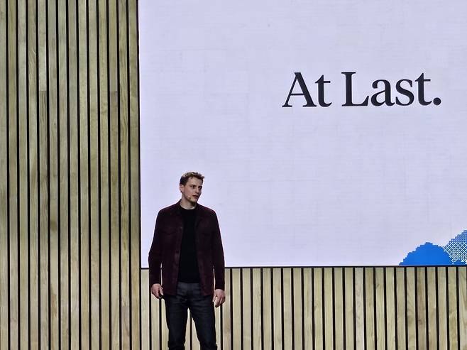 30일(현지시간) 미국 샌프란시스코에서 열린 TFH ‘At Last’ 행사에 참여한 알렉스 블라니아 TFH 최고경영자(CEO)가 발언하고 있다.[샌프란시스코=김광우 기자]