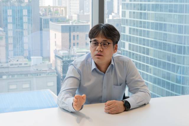 조훈 에이아이트릭스 최고사업책임자(CBO)가 18일 서울경제신문과 인터뷰를 하고 있다. 사진 제공=에이아이트릭스