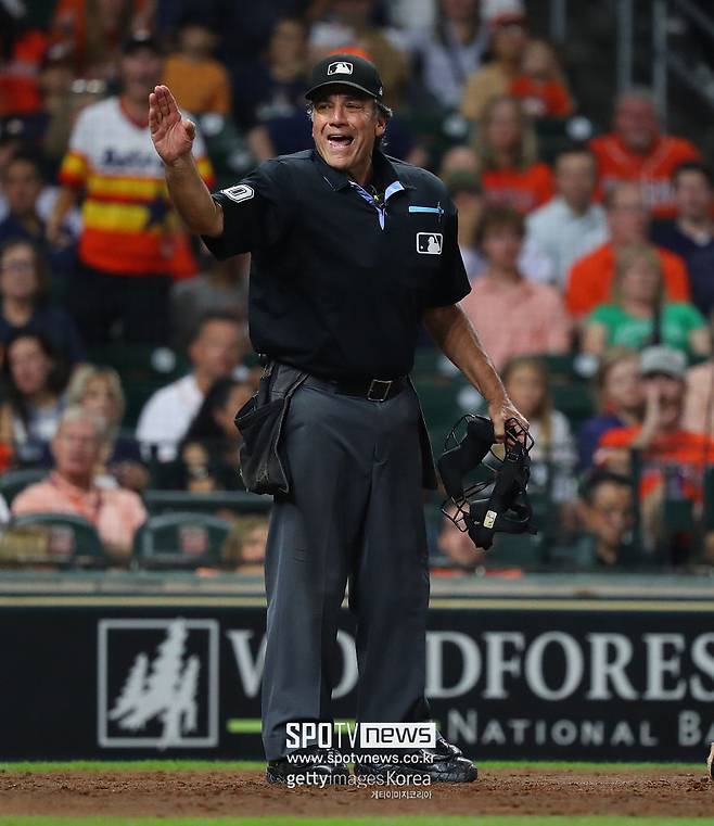 ▲ 이정후와 이미 한 차례 악연이 있는 필 쿠지 심판