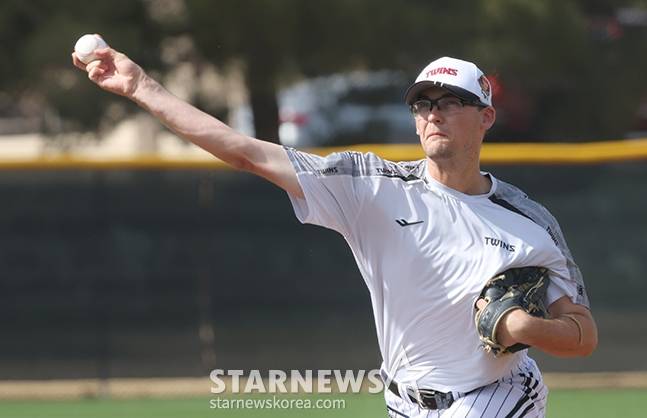 LG의 일시 대체 외국인 선수 코엔 윈. /사진=김진경 대기자