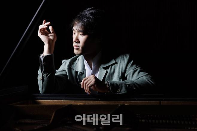 피아니스트 브루스 리우. (사진=마스트미디어)