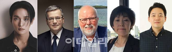 (왼쪽부터)최호종 무용가, 브로니스와프 코모로프스키 폴란드 전 대통령, 윌렘 아데마 경제협력개발기구(OECD) 사회정책국 선임 이코노미스트, 아사이 시요 포푸라샤 출판사 편집부 매니저, 임홍택 작가(사진=이데일리 DB)