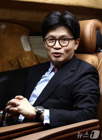 한동훈 국민의힘 대선 경선 후보가 30일 뉴스1과 인터뷰를 하고 있다. 2025.4.30/뉴스1 ⓒ News1 김민지 기자