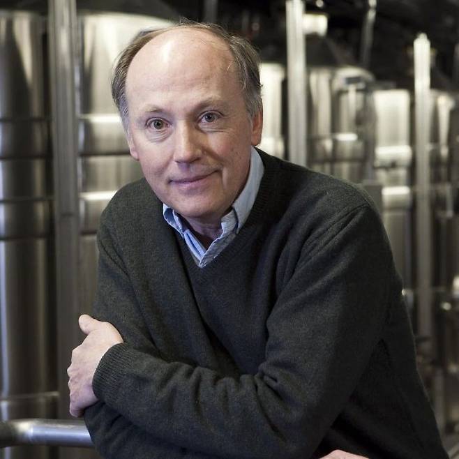 에르베 제스탱(Herve Jestin) 햄블던 빈야드 수석 와인메이커.