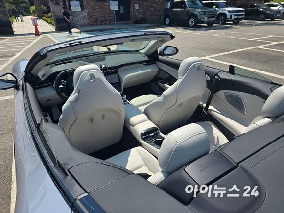 마세라티 '그란카브리오 폴고레' 인테리어. [사진=김종성 기자]
