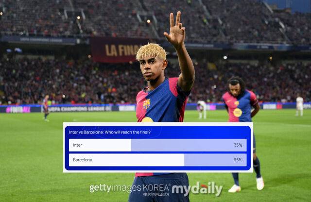 바르셀로나의 라민 야말이 2일 인테르 밀란과 UEFA 챔피언스리그 준결승 1차전에서 골을 터뜨리고 세리머니하고 있다. /게티이미지코리아