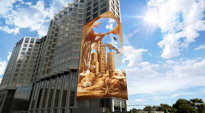 부산 해운대스퀘어 1호 디지털 광고판인 그랜드조선 부산 옥외 광고판. 부산 해운대구 제공