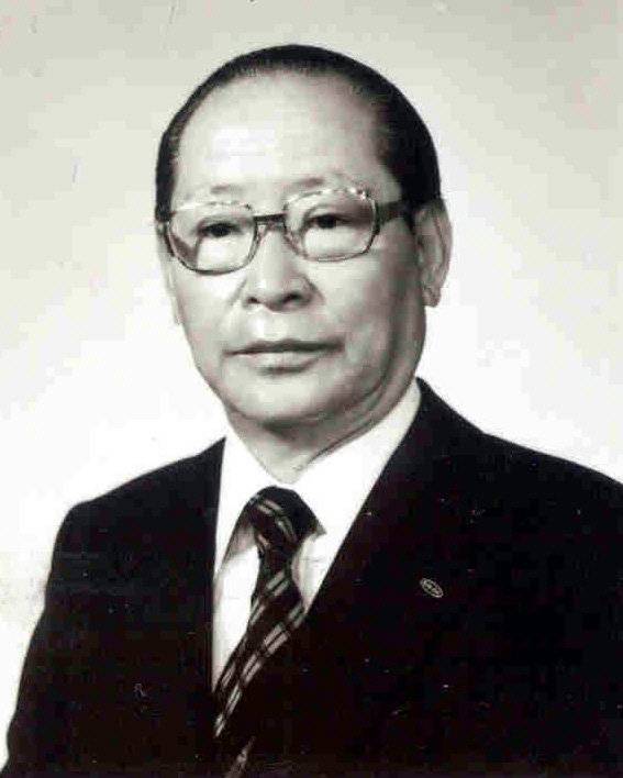 코오롱그룹 창업주 이원만 회장. 동아DB