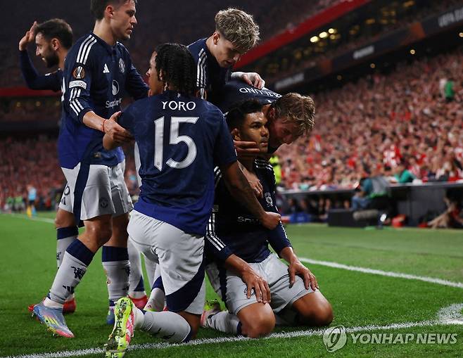 카제미루 선제골, 세리머니 하는 맨유 [로이터=연합뉴스]