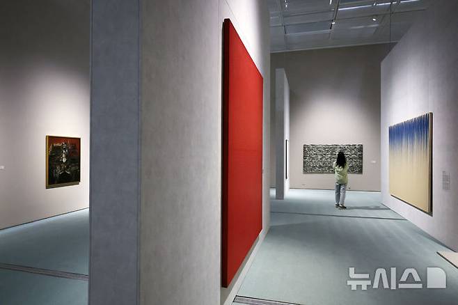 [서울=뉴시스] 박진희 기자 =국립현대미술관 서울 상설전 '한국현대미술 하이라이트'전시 전경. 2025.04.30. pak7130@newsis.com