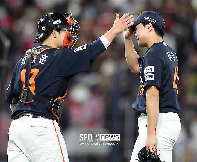 ▲ 정우주의 매력 있는 패스트볼은 한화에 성적과 세대교체의 두 마리 토끼를 쫓을 실마리를 제공하고 있다. ⓒ곽혜미 기자