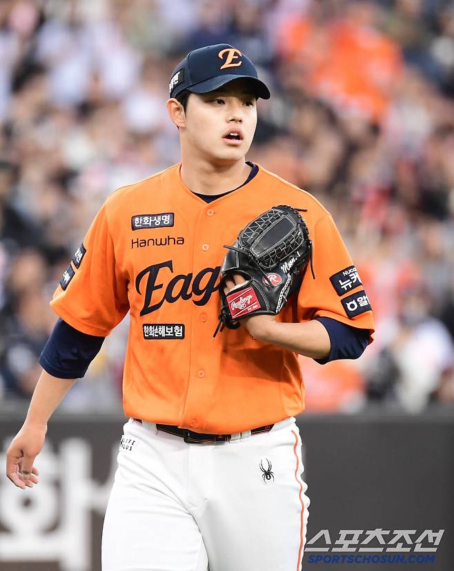 26일 대전 한화생명볼파크에서 열린 한화와 KT의 경기. 7회 투구를 마친 한화 문동주. 대전=송정헌 기자songs@sportschosun.com/2025.04.26/