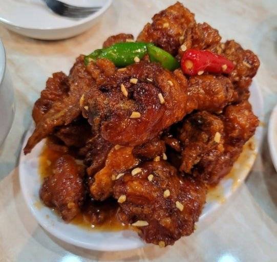 YqGtjN.jpg 좋아하는 사람들은 엄청 좋아하는 인천 신포 닭강정