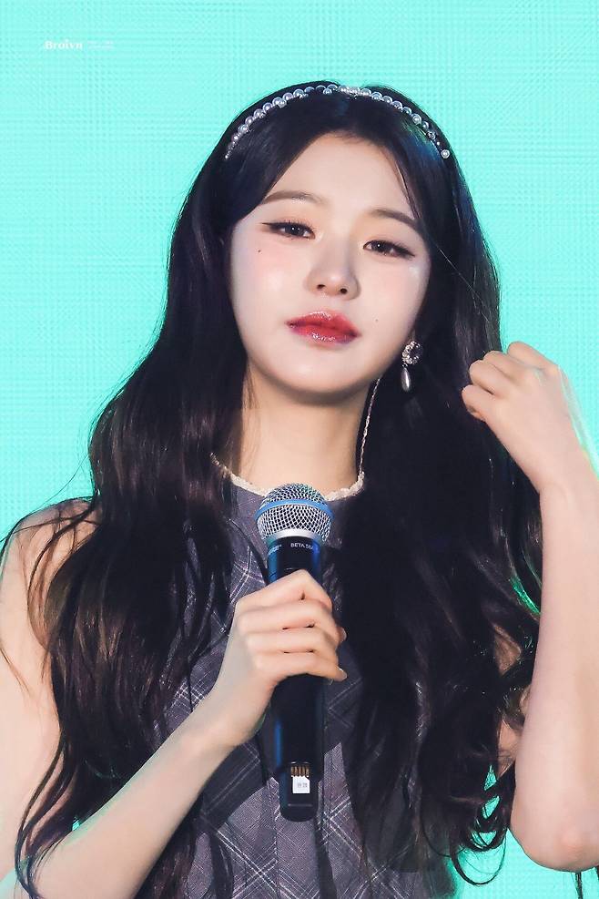 6.jpg 오늘자 리브 골프 코리아 콘서트 아이브 장원영 고화질 짤