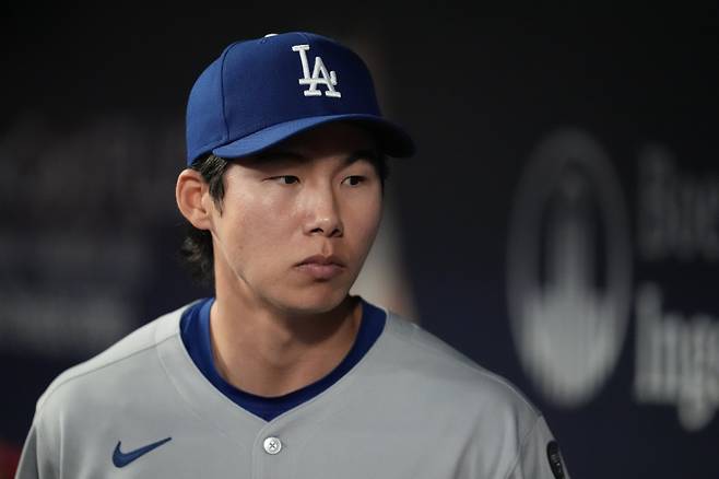 <yonhap photo-4960="">4일(한국시간) 애틀랜타 원정에서 메이저리그 데뷔전을 치른 김혜성. [AP=연합뉴스]</yonhap>