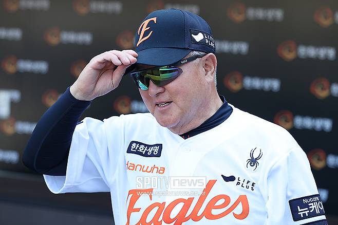 ▲ 김경문 감독은 결국 KIA가 올라올 것이라면서 시즌 막판까지 순위 싸움이 이어질 것이라 확신했다 ⓒ곽혜미 기자