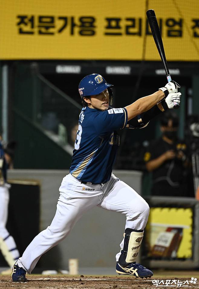 NC 외야수 천재환은 4일 사직구장에서 열린 '2025 신한 SOL Bank KBO 리그' 롯데와 주말 3연전 마지막 경기에서 7번타자 중견수로 선발 출전했다. 데뷔 첫 4안타 경기를 완성하며 팀 승리에 힘을 보탰다. 엑스포츠뉴스 DB