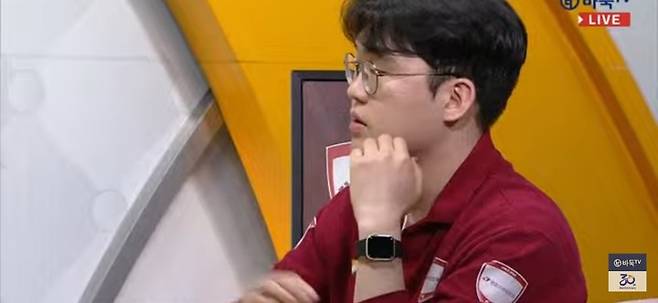 영림프라임창호의 우승을 확정 지은 박민규 9단.(사진 바둑TV 캡처)