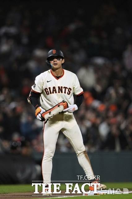 이정후는 최근 타격감이 좀체 살아나지 않고 있다. 꾸준히 유지했던 3할 타율을 걱정해야 하는 처지가 됐다. /AP.뉴시스