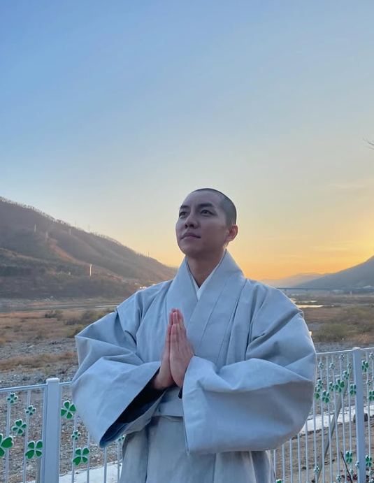 이승기, 2025 불자대상 수상...“불교의 가치 알리는 데 큰 역할” (출처: 인스타그램)