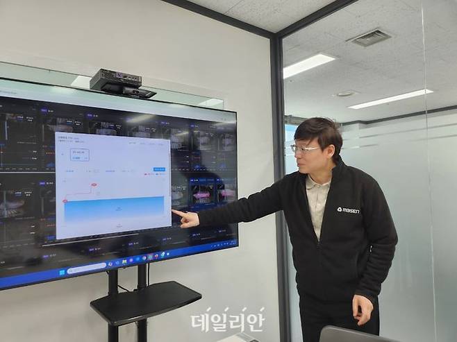 딥아이즈와 딥스캔 기술을 설명하고 있는 서만형 엠트리센 대표 모습. ⓒ데일리안 김소희 기자