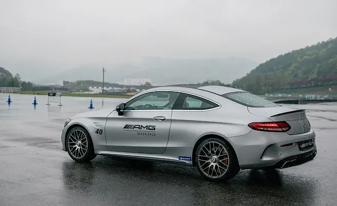 098ef319b68469fe20a8d3b706f11a39d197e81cc41e5951d945