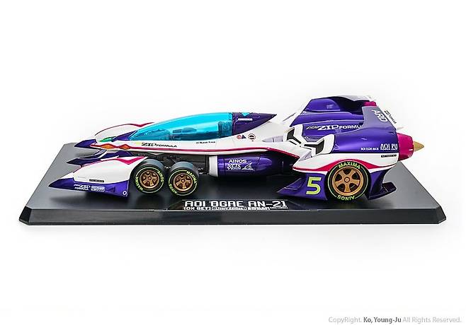 DSC00131_re.jpg 어린이날 조립필요없는 간소한 자동차 장난감 어때?