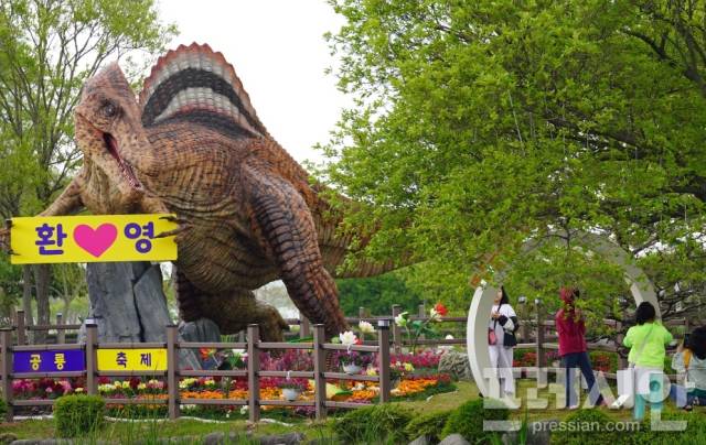 ▲해남공룡대축제의 야외전시ⓒ해남군