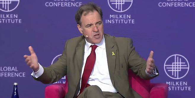 세계적인 역사학자 니얼 퍼거슨 스탠퍼드대 후버연구소 선임연구원