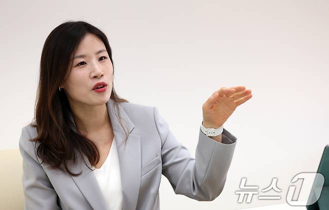 천소라 인하대학교 경제학과 교수는 29일 "정부는 국민연금이 '더 내고 더 받는' 구조로 간다고 하는데 누가 더 내고, 누가 더 받는지 따져봐야 한다"고 강조했다. 2025.4.29/뉴스1 ⓒ News1 김명섭 기자