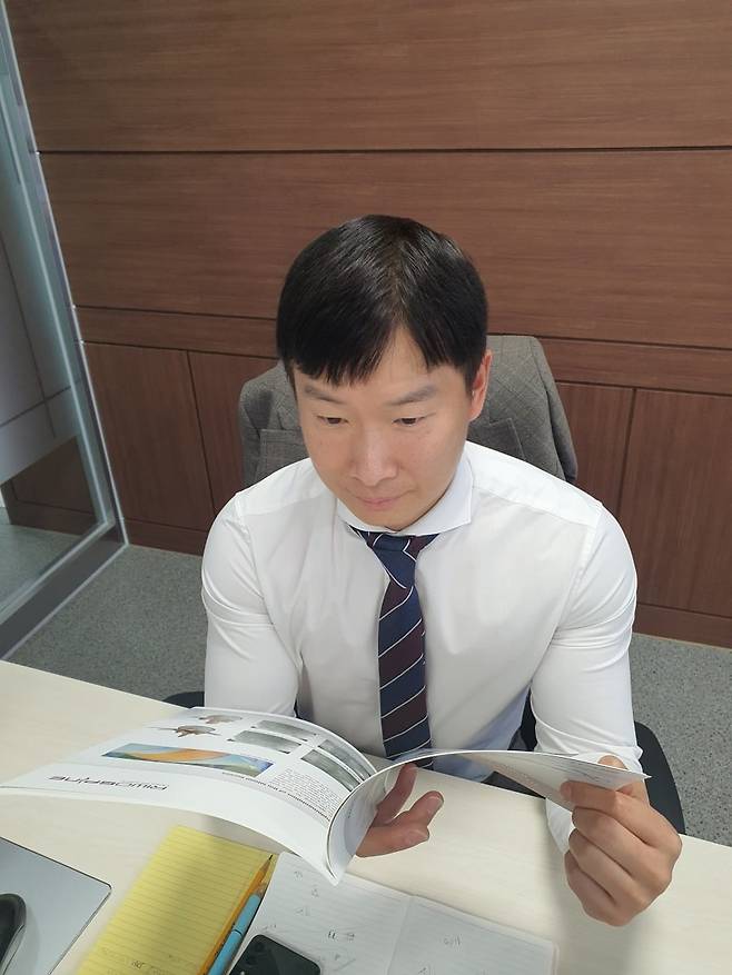 안병훈 이사가 판촉 계획을 수립하고 있다. 윤현주 기자