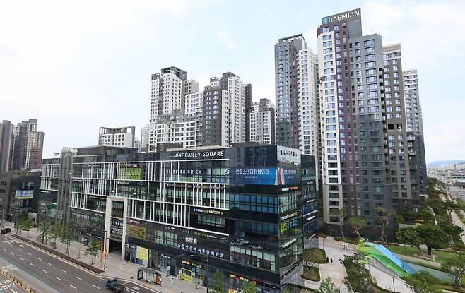 서울 서초구 반포동 대장 아파트 '래미안 원베일리' 전경. 사진=한경DB