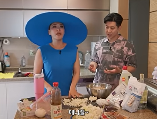 “매니절~”이란 유행어를 만든 댄서이자 방송인 가비. 사진은 이 기사와 직접적 연관 없음. [사진 출처 = 퀸가비 유튜브 캡처]