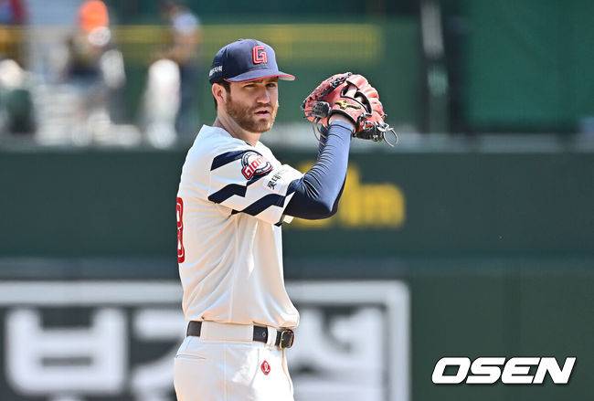 [OSEN=부산, 이석우 기자] 롯데 자이언츠 반즈 017 2025.05.04 / foto0307@osen.co.kr