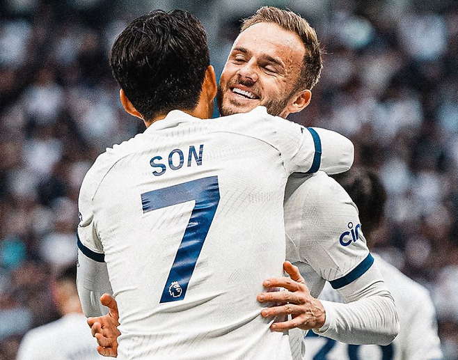 손흥민과 포옹하는 제임스 매디슨. 토트넘 구단 SNS 캡처