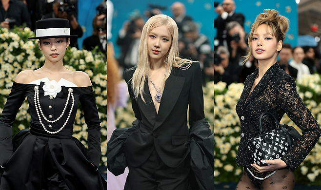 5월 5일(현지시각) 미국 뉴욕에서 열린 ‘2025 멧 갈라’ (The 2025 Met Gala)에 참석한 그룹 블랙핑크 제니(왼쪽부터), 로제, 리사. 게티이미지